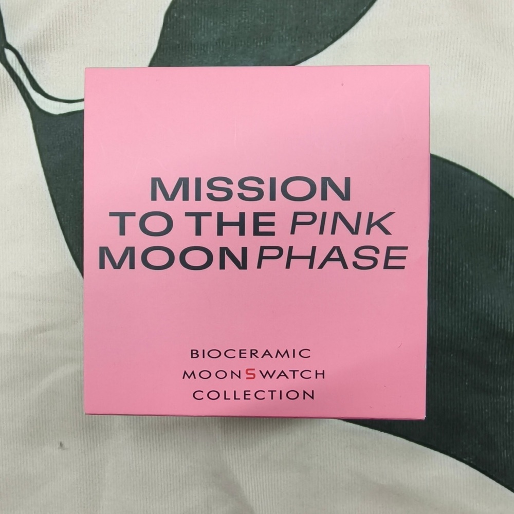 NWT Swatch Omega Pink Moonphase Watch - Full Set w/ Box & Papers - Picture 4 of 5
